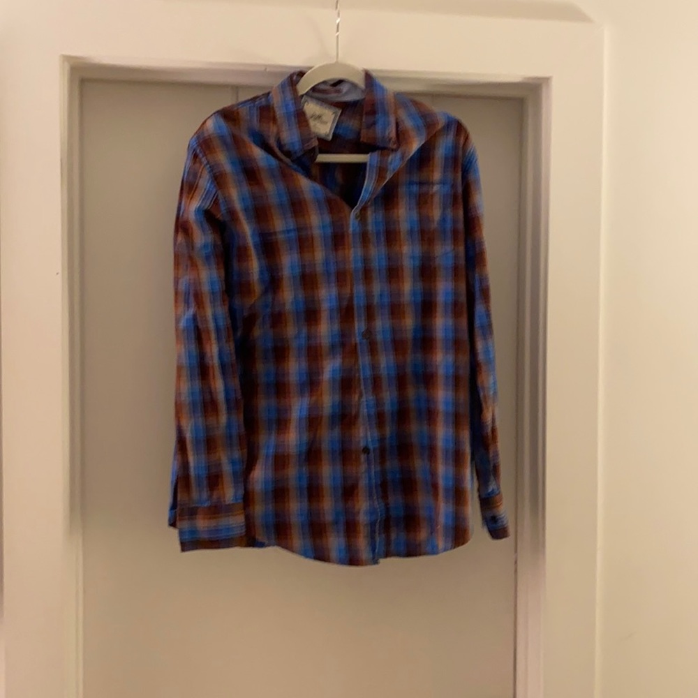 Johnston and Murphy long sleeve button down